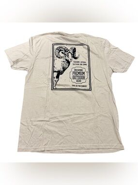 Browning Mens Logo Tshirt Big Horn Sheep Ram Cream Ivory Size Large NWT Outdoor